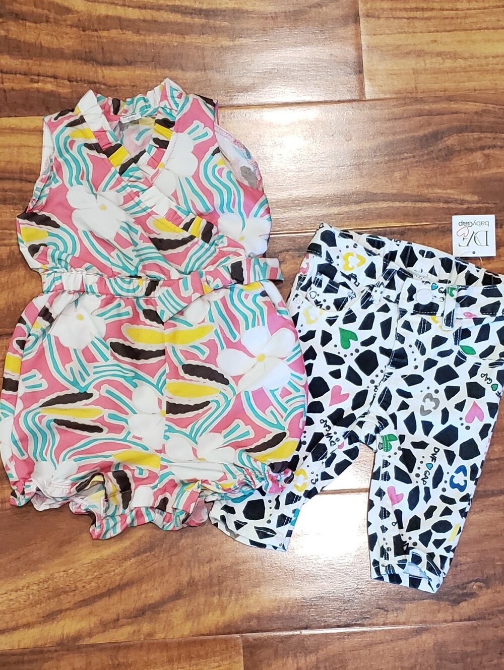 GAP Baby X DVF NWOT/NWT 6-12 months tropical floral print romper and jeans